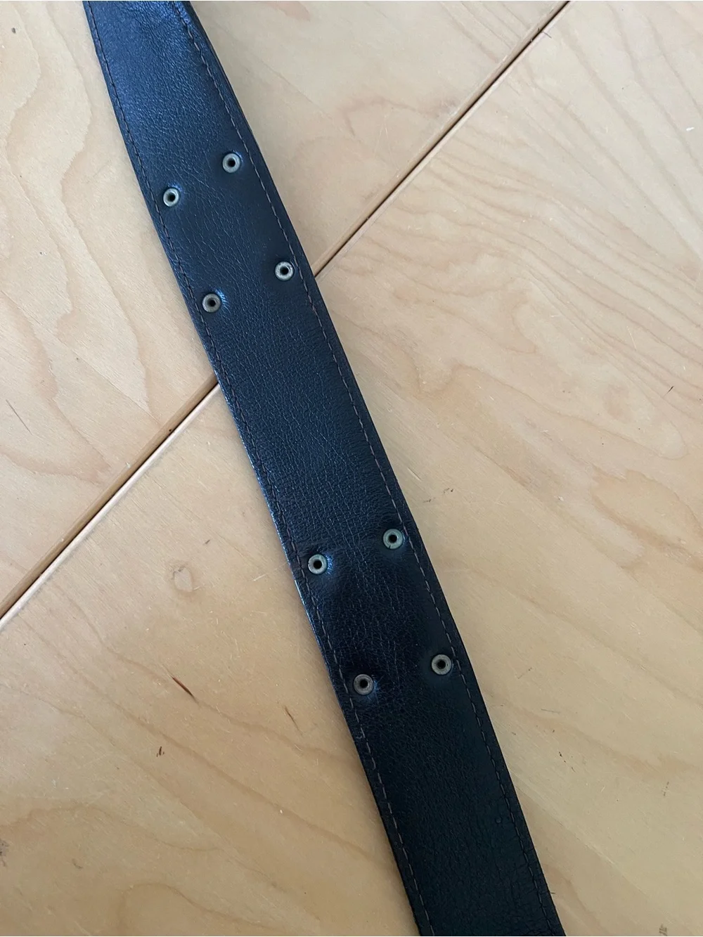 Unisex  Brown Leather Belt with Decorative Brass Horseshoe Buckle